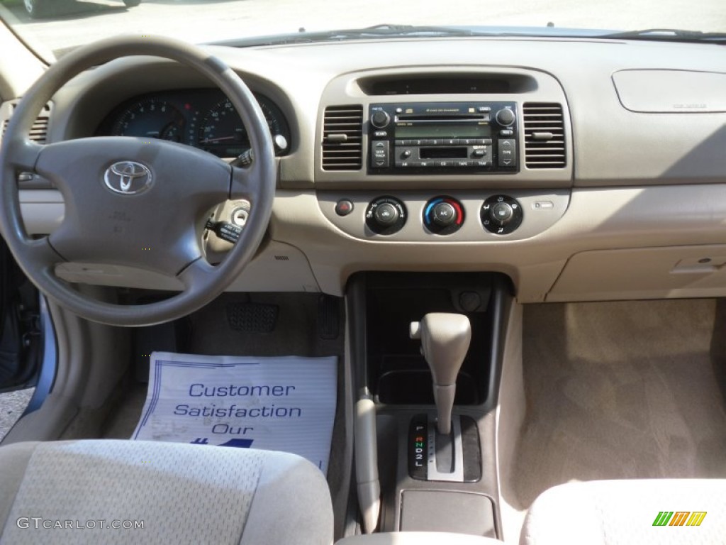 2002 Camry LE V6 - Catalina Blue Metallic / Taupe photo #11