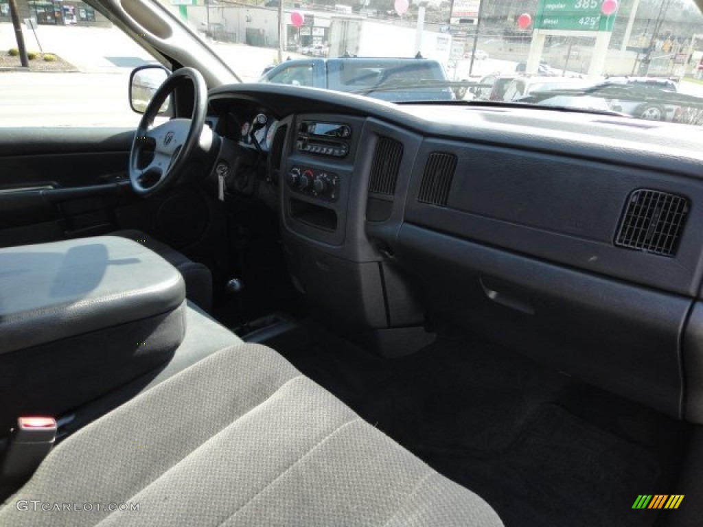 2003 Ram 1500 SLT Quad Cab 4x4 - Black / Dark Slate Gray photo #14