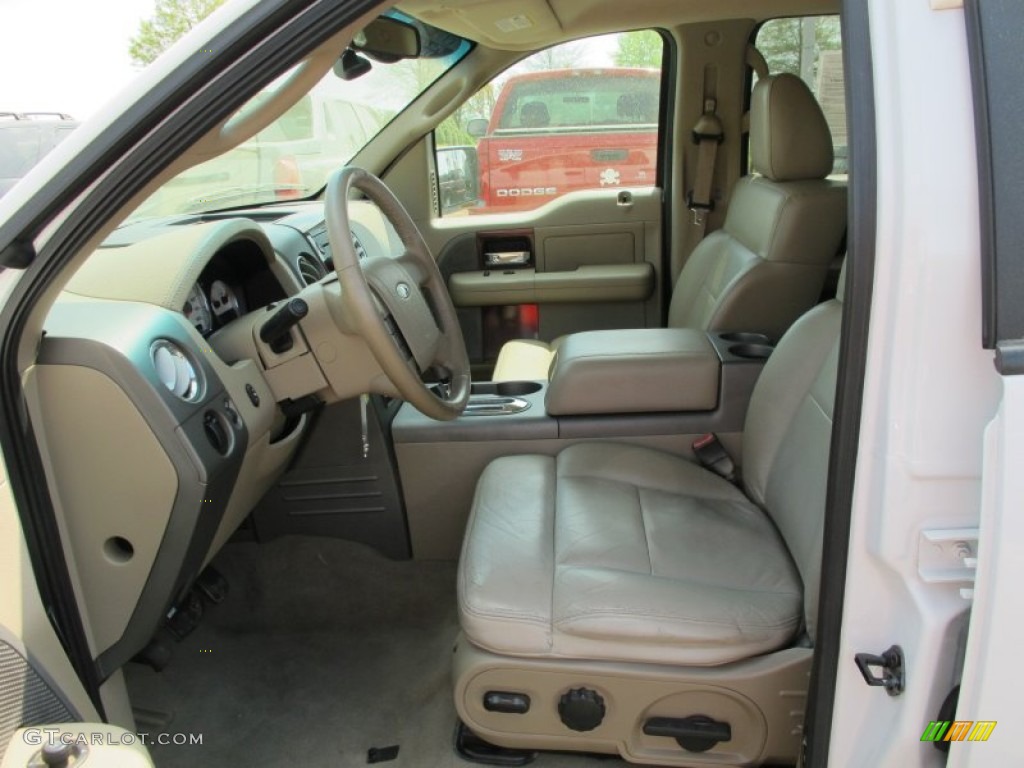 2005 F150 Lariat SuperCrew - Oxford White / Tan photo #6