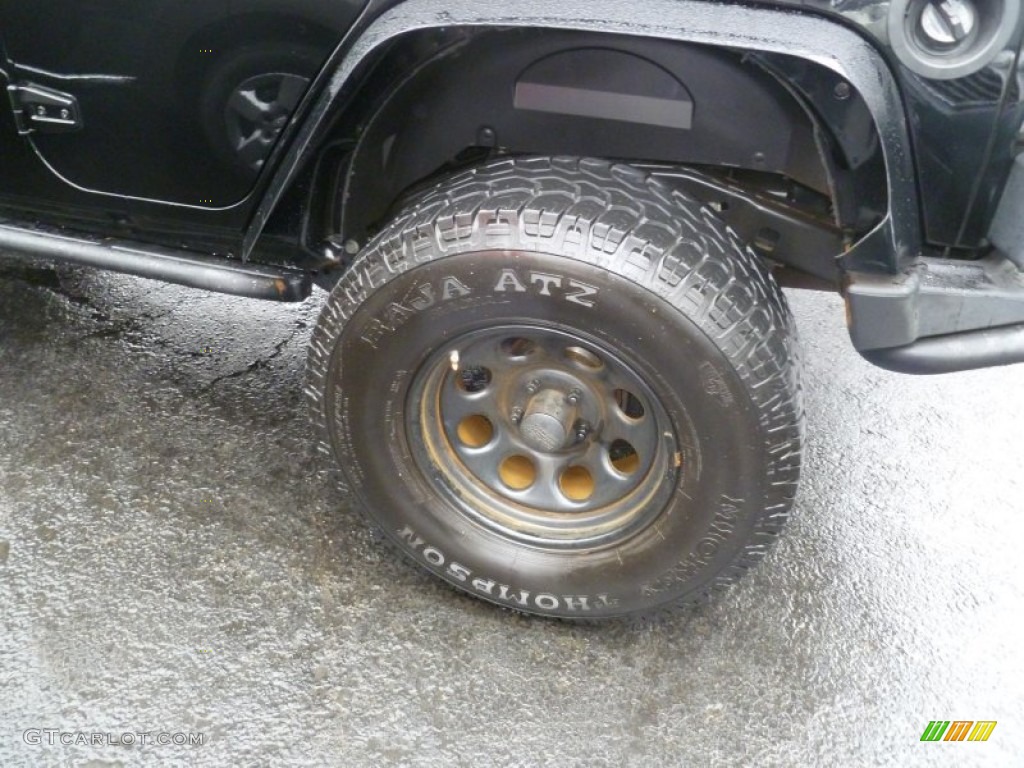 2010 Jeep Wrangler Unlimited Sahara 4x4 Custom Wheels Photo #62631174