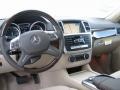 Arctic White - ML 350 4Matic Photo No. 7