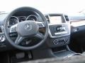 Black - ML 350 4Matic Photo No. 7