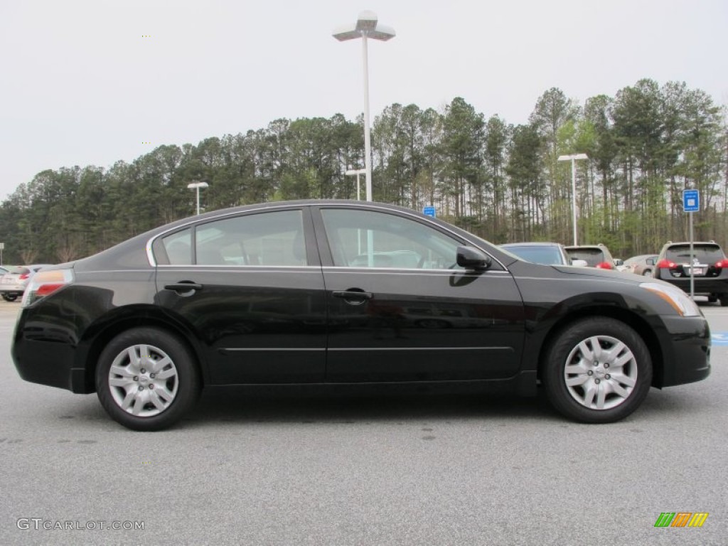 2012 Altima 2.5 S - Super Black / Charcoal photo #6