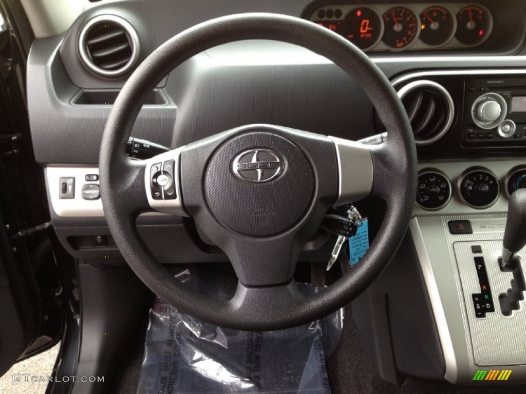 2010 Scion xB Standard xB Model Wheel Photo #62633479