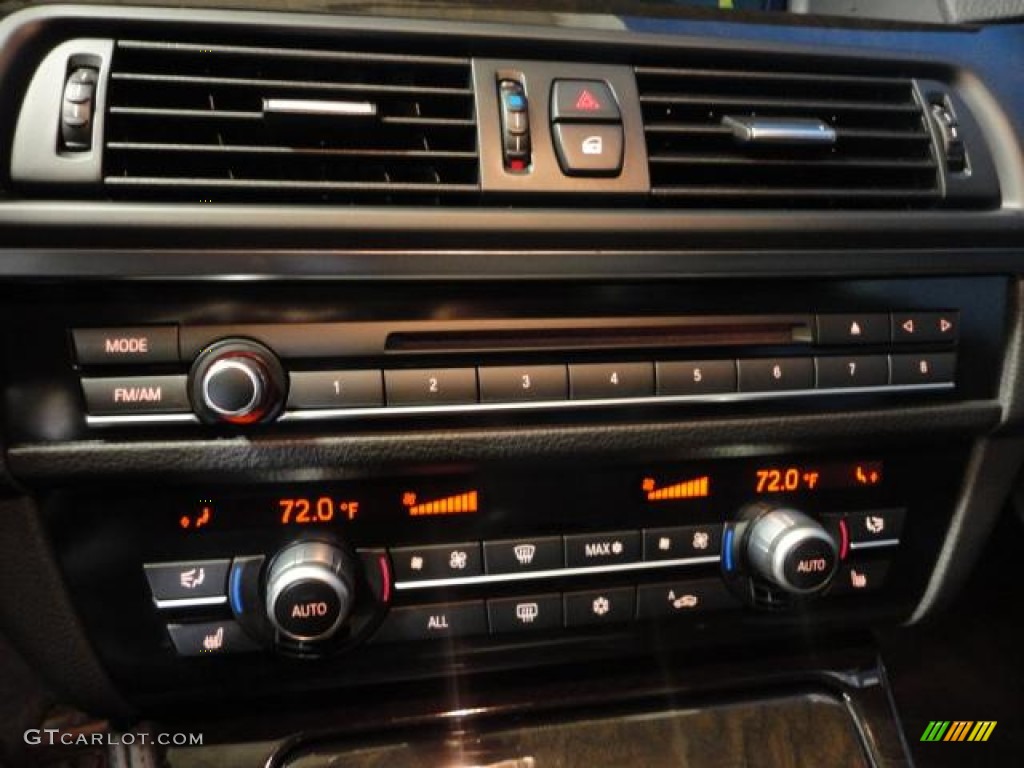2011 BMW 5 Series 550i xDrive Sedan Controls Photo #62634386