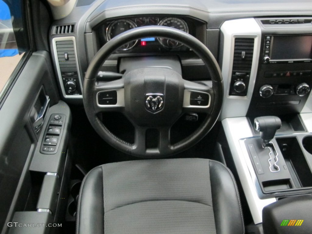 2009 Dodge Ram 1500 Sport Quad Cab 4x4 Dark Slate/Medium Graystone Steering Wheel Photo #62635980