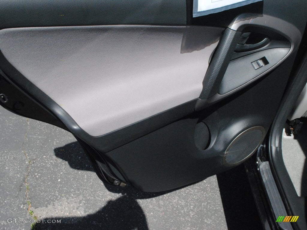 2008 RAV4 I4 - Black / Ash photo #11