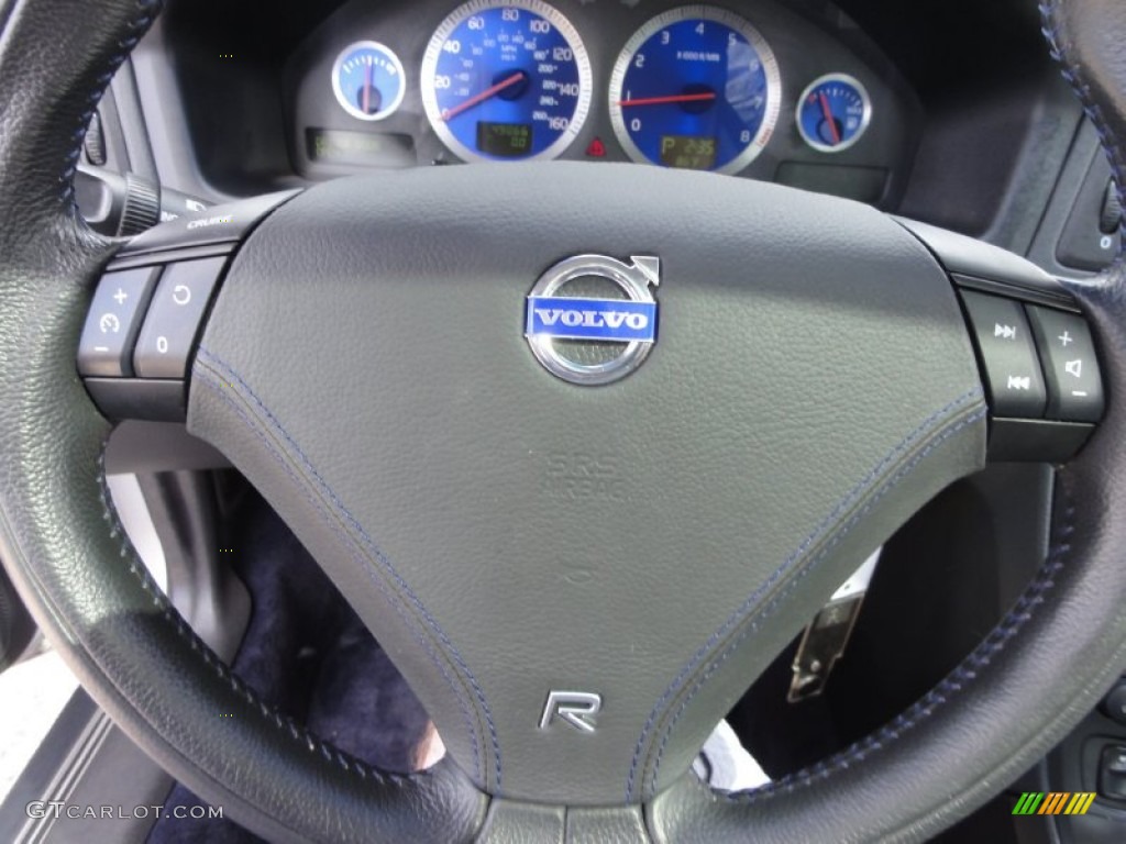 2004 Volvo S60 R AWD Graphite Steering Wheel Photo #62637107