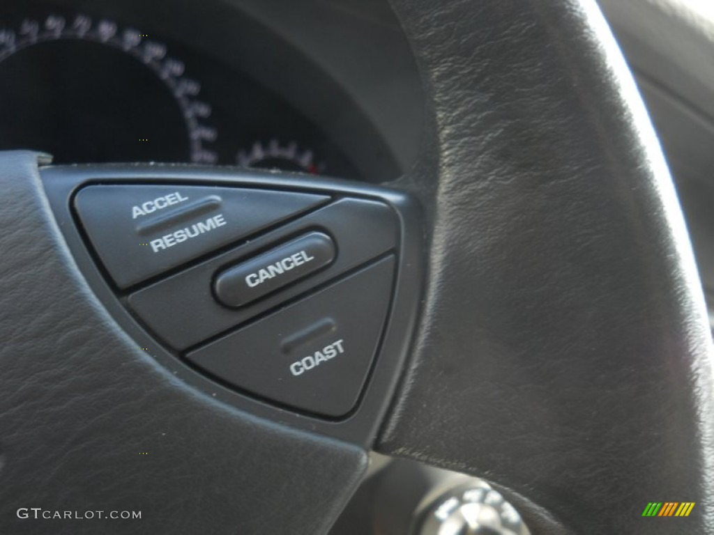 2008 Chrysler Pacifica LX AWD Controls Photo #62641522