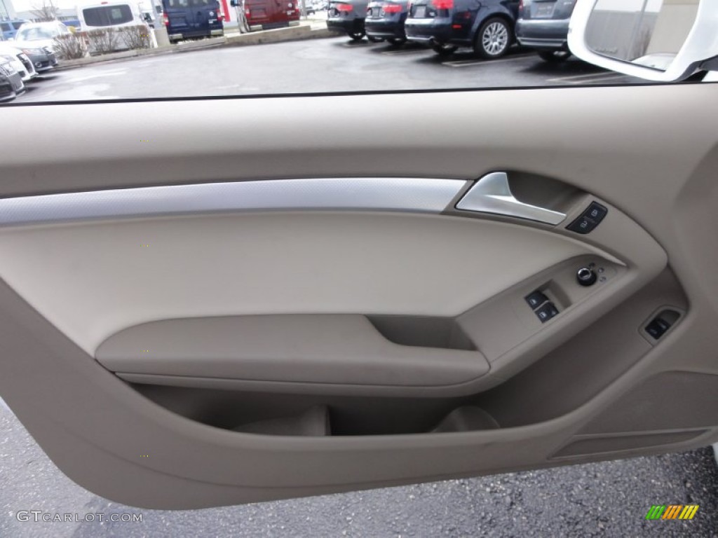 2010 Audi A5 2.0T quattro Coupe Linen Beige Door Panel Photo #62642522