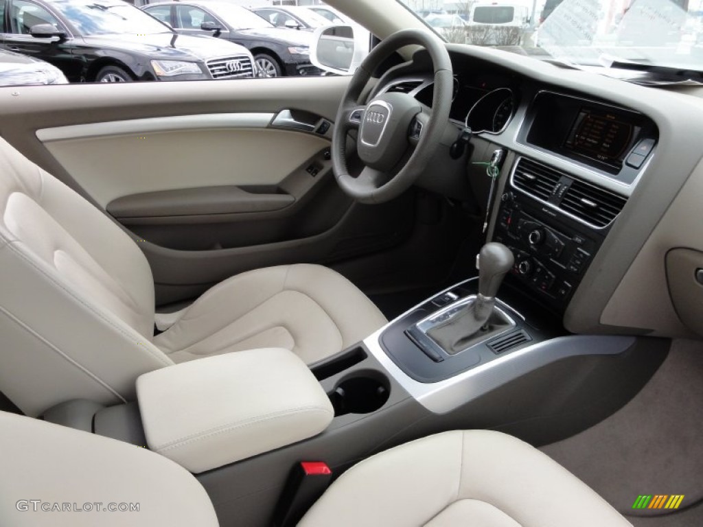 Linen Beige Interior 2010 Audi A5 2.0T quattro Coupe Photo #62642564