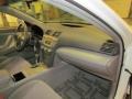 Super White - Camry LE Photo No. 23