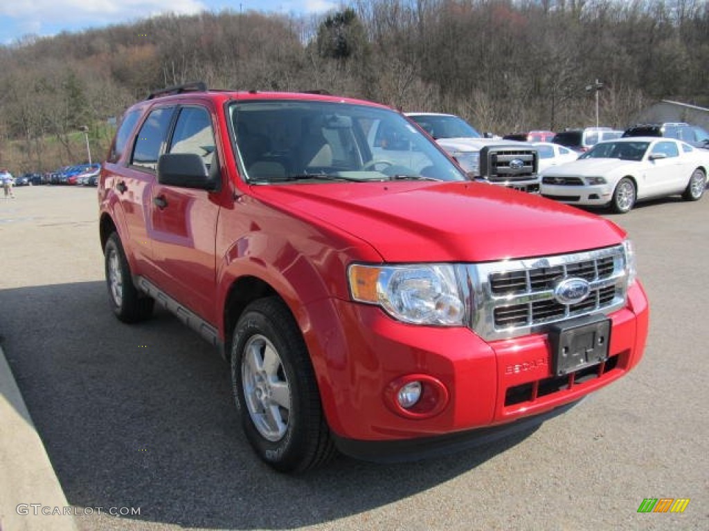 2009 Escape XLT V6 4WD - Torch Red / Stone photo #5