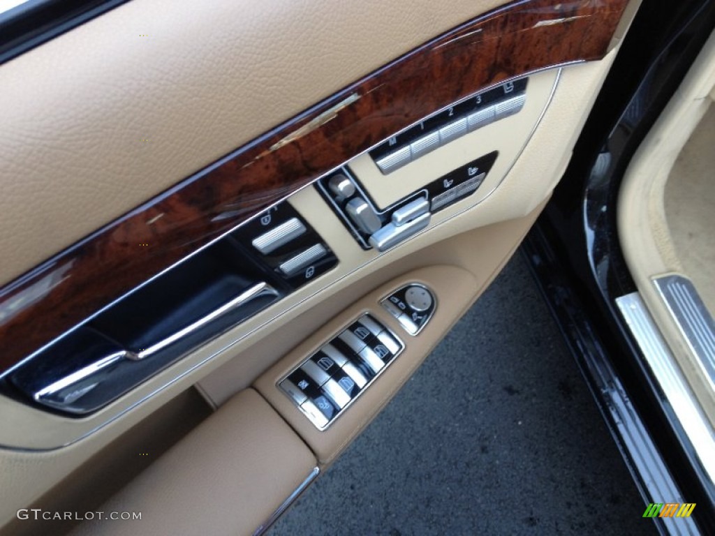 2008 Mercedes-Benz S 550 4Matic Sedan Controls Photo #62646821