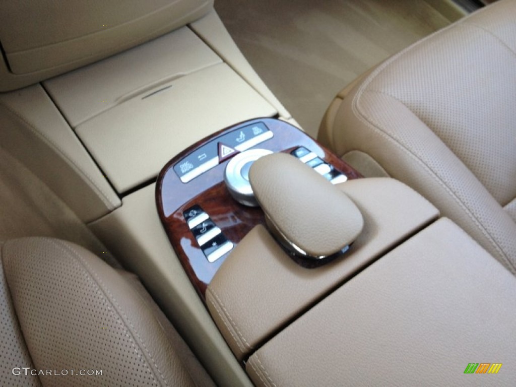 2008 Mercedes-Benz S 550 4Matic Sedan Controls Photo #62646875