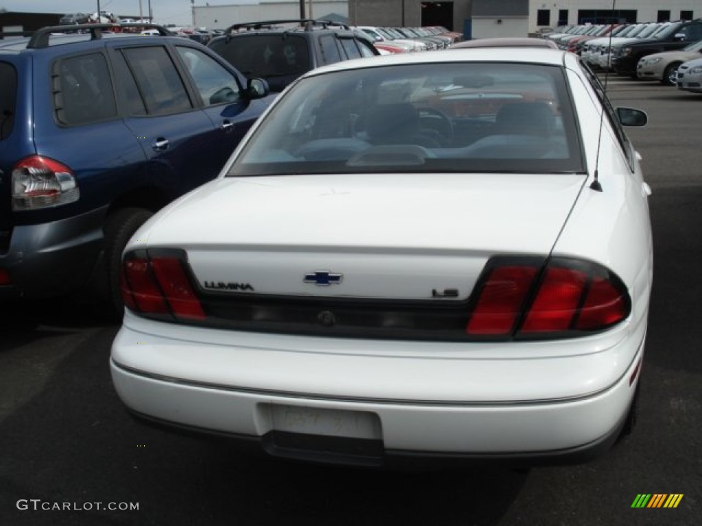 1995 Lumina LS - Bright White / Blue photo #5