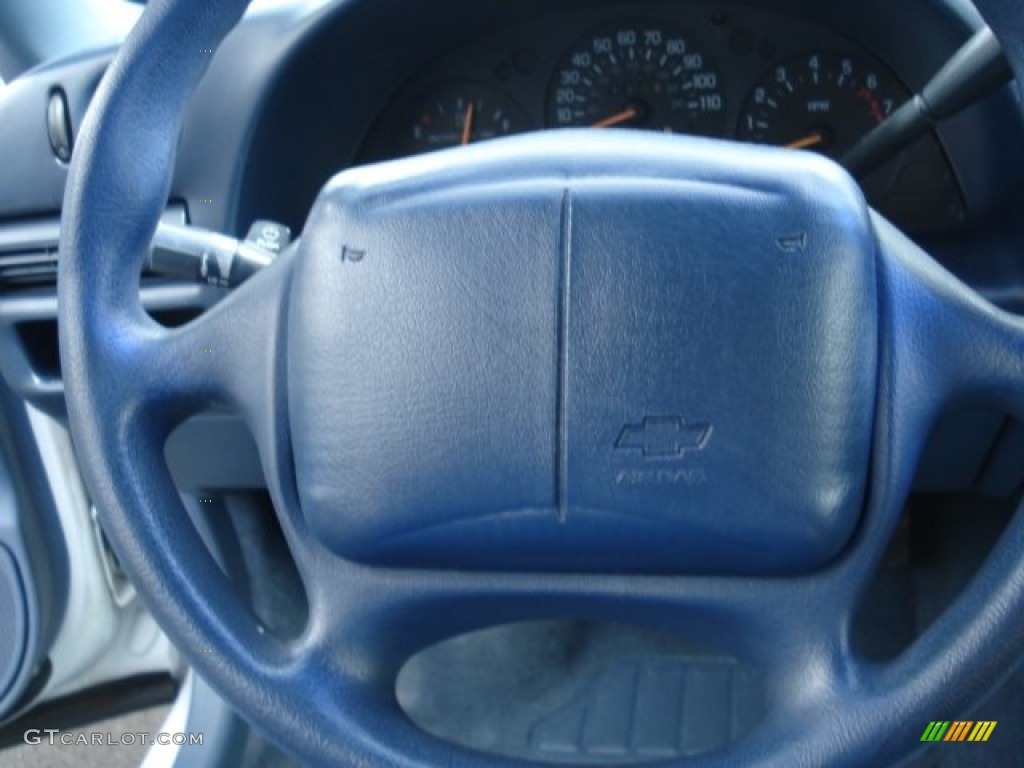 1995 Lumina LS - Bright White / Blue photo #13
