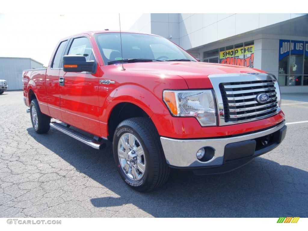 2012 F150 XLT SuperCab - Race Red / Steel Gray photo #2