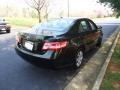 Black - Camry LE Photo No. 7