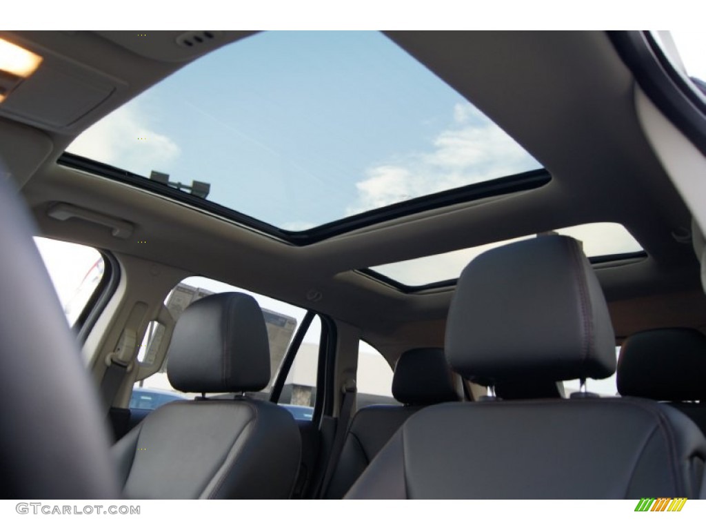 2012 Edge Limited - White Platinum Metallic Tri-Coat / Charcoal Black photo #25