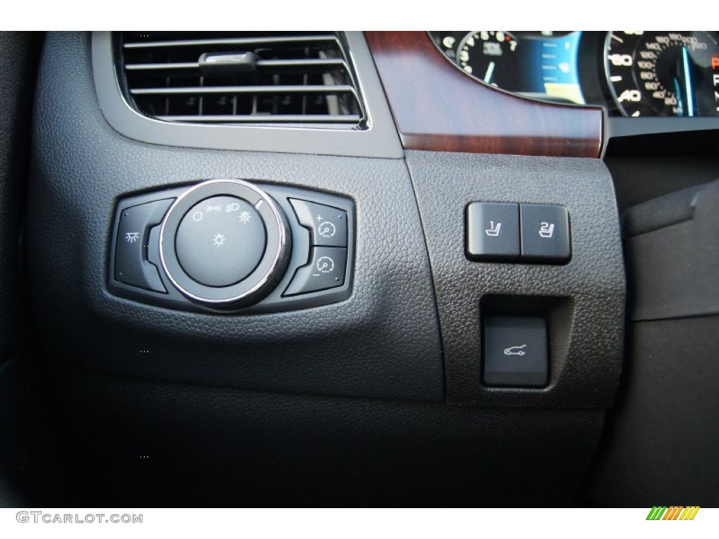 2012 Edge Limited - White Platinum Metallic Tri-Coat / Charcoal Black photo #39