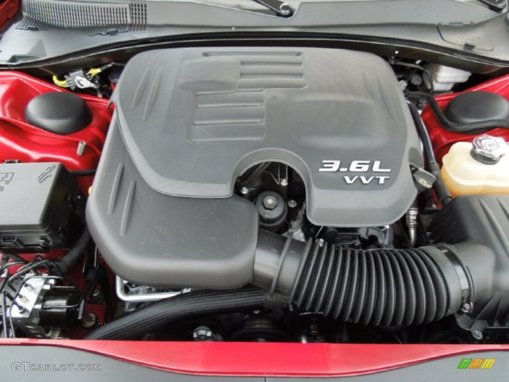 2011 Dodge Charger SE 3.6 Liter DOHC 24-Valve VVT Pentastar V6 Engine Photo #62652682
