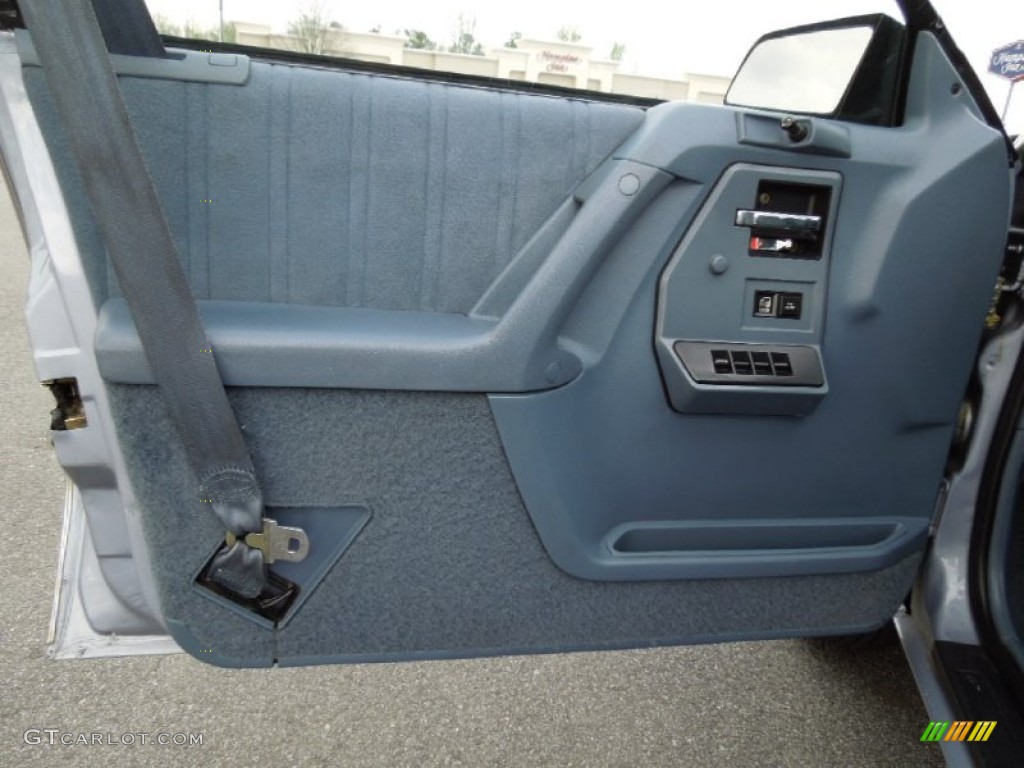 1994 Oldsmobile Cutlass Ciera S Adriatic Blue Door Panel Photo #62652782