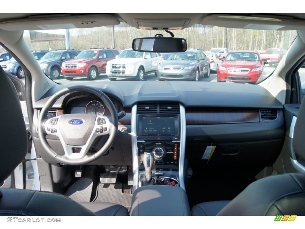 2012 Edge Limited AWD - White Platinum Metallic Tri-Coat / Charcoal Black photo #21