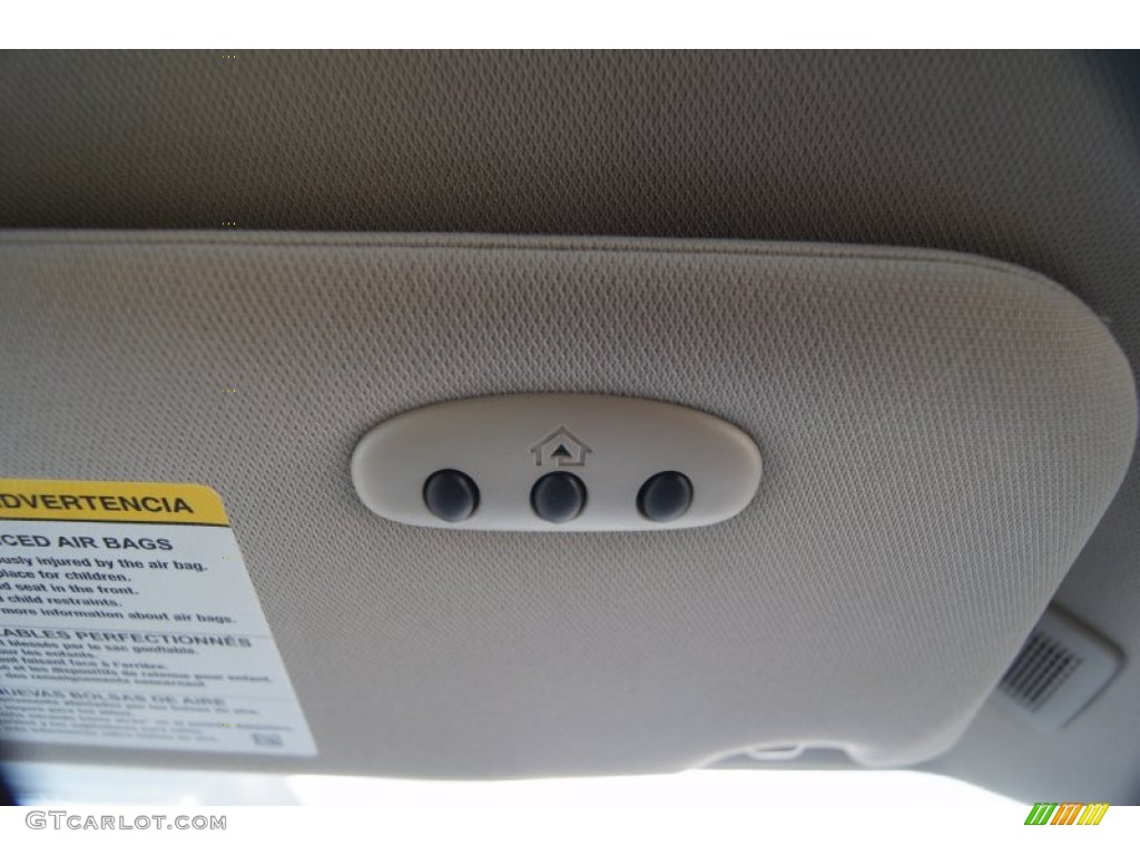 2012 Edge Limited AWD - White Platinum Metallic Tri-Coat / Charcoal Black photo #38