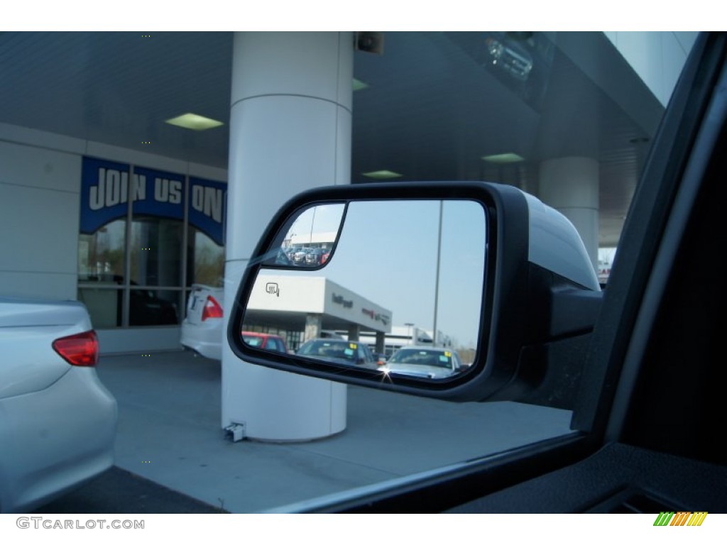 2012 Edge Limited AWD - White Platinum Metallic Tri-Coat / Charcoal Black photo #40