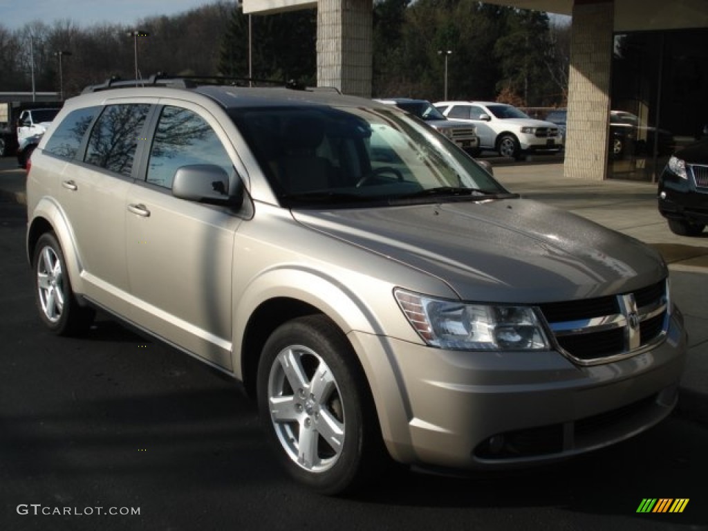 2009 Journey SXT AWD - Light Sandstone Metallic / Pastel Pebble Beige photo #2