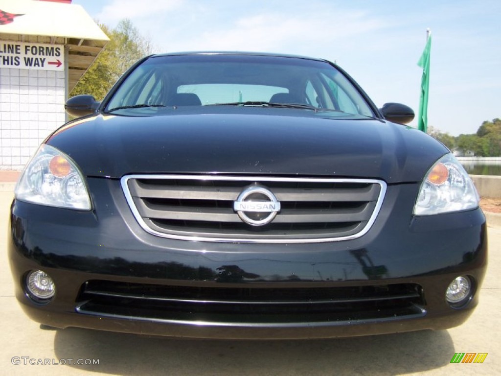 2002 Altima 3.5 SE - Super Black / Charcoal Black photo #9