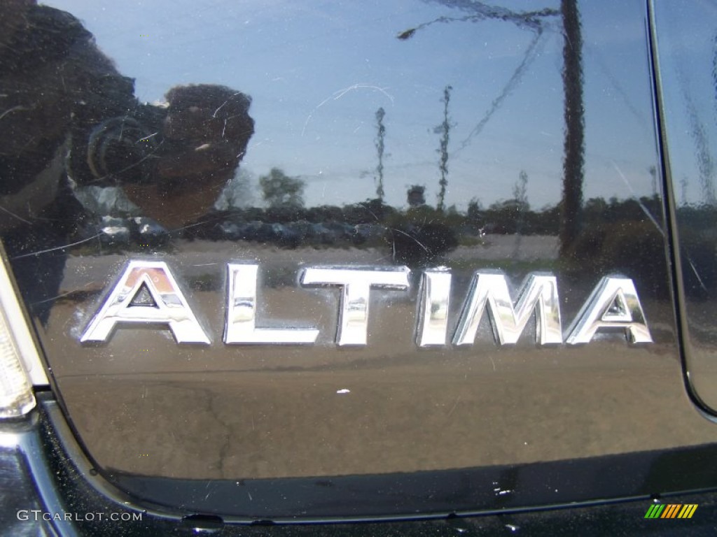 2002 Altima 3.5 SE - Super Black / Charcoal Black photo #35