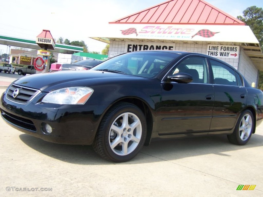 2002 Altima 3.5 SE - Super Black / Charcoal Black photo #38
