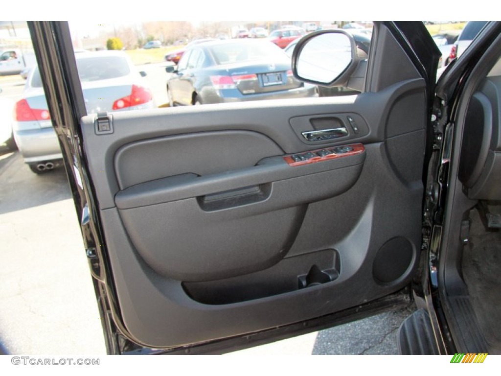 2012 Suburban LT 4x4 - Black / Ebony photo #20