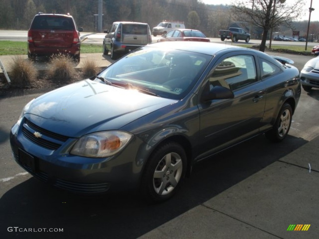 2005 Cobalt Coupe - Blue Granite Metallic / Gray photo #4