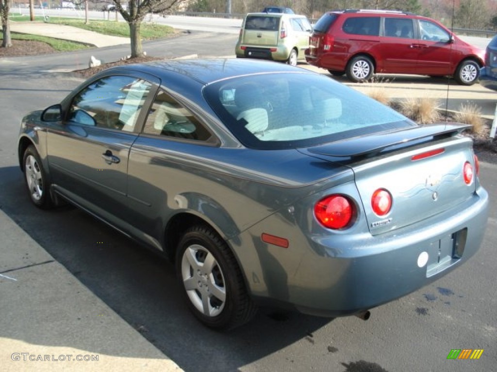 2005 Cobalt Coupe - Blue Granite Metallic / Gray photo #6