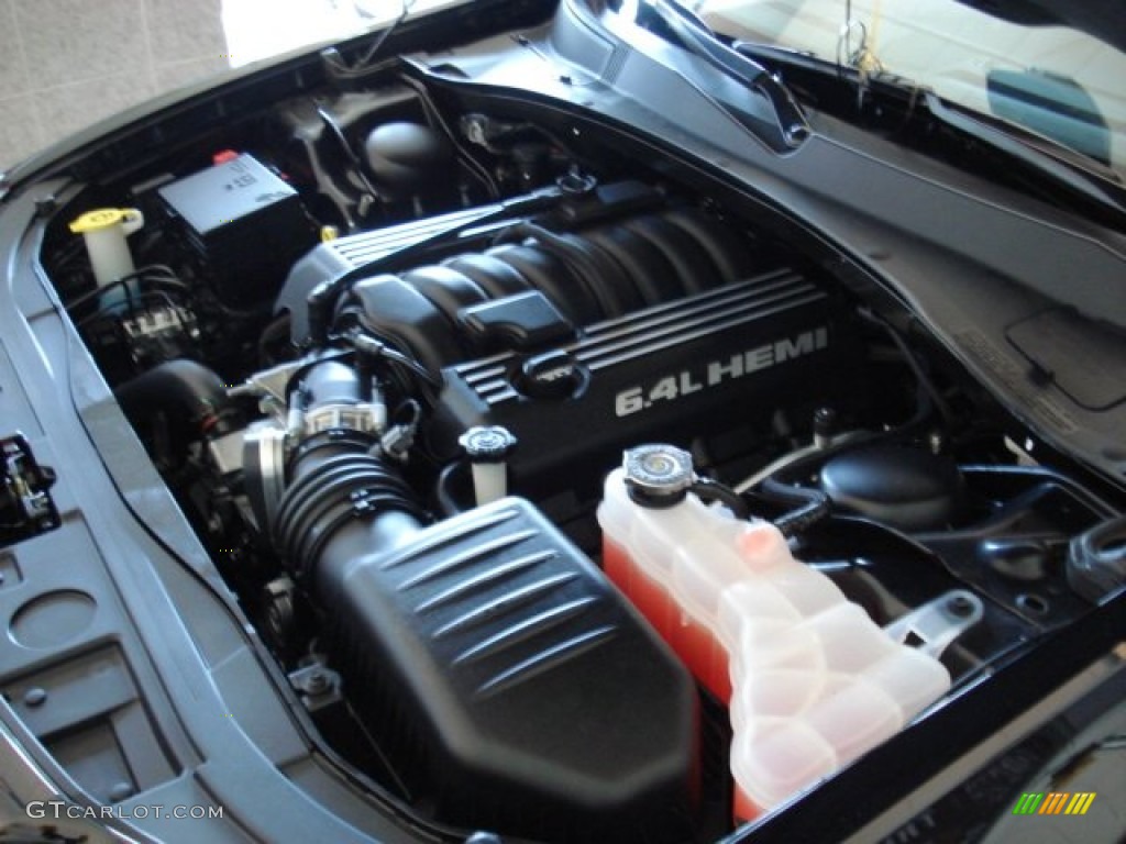 2012 Chrysler 300 SRT8 6.4 Liter HEMI SRT OHV 16-Valve MDS V8 Engine Photo #62658846
