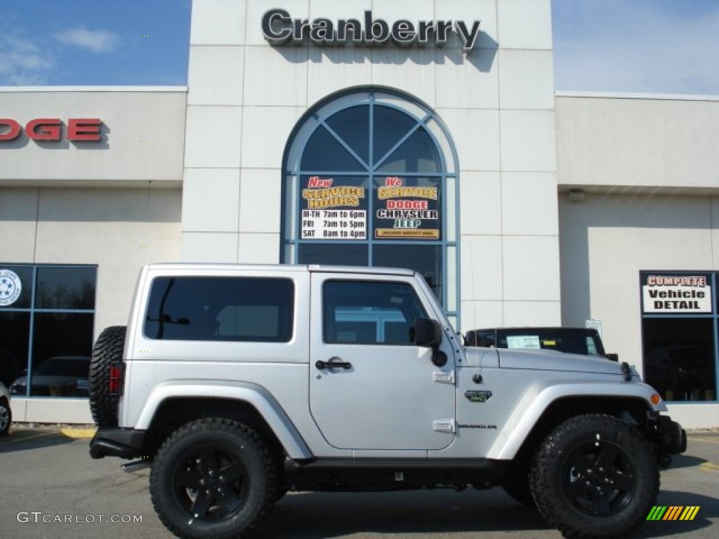 2012 Wrangler Call of Duty: MW3 Edition 4x4 - Bright Silver Metallic / Call of Duty: Black Sedosa/Silver French-Accent photo #1