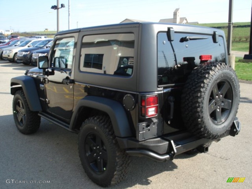 2012 Wrangler Call of Duty: MW3 Edition 4x4 - Black / Call of Duty: Black Sedosa/Silver French-Accent photo #6