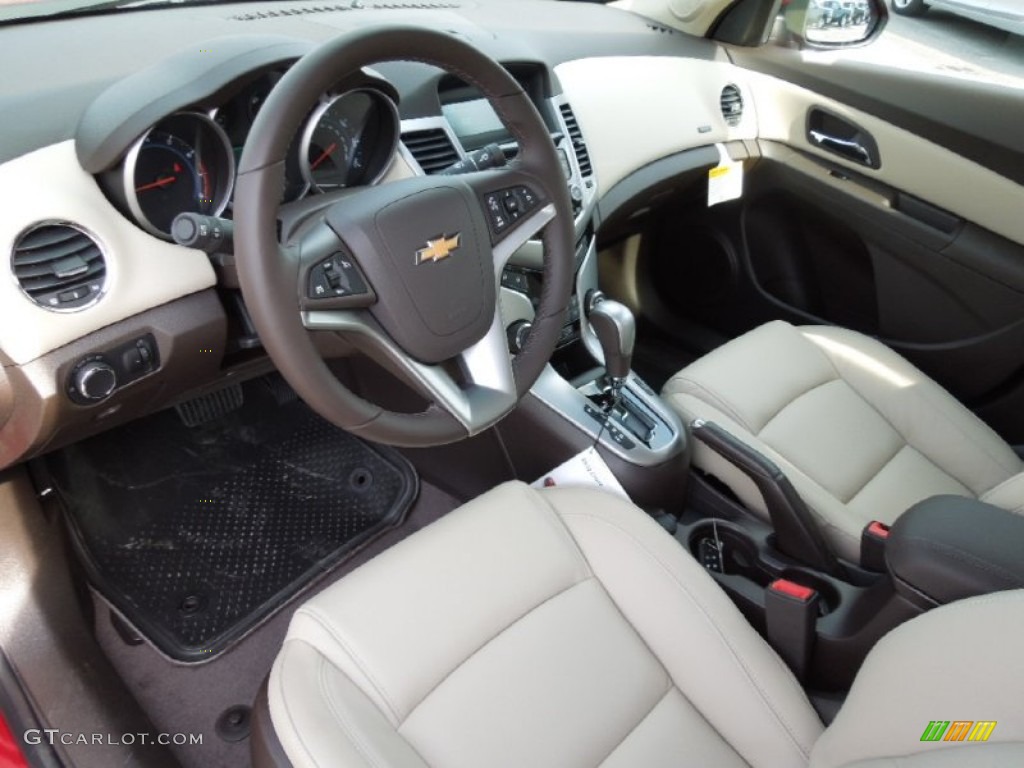 Cocoa/Light Neutral Interior 2012 Chevrolet Cruze LT Photo #62659263