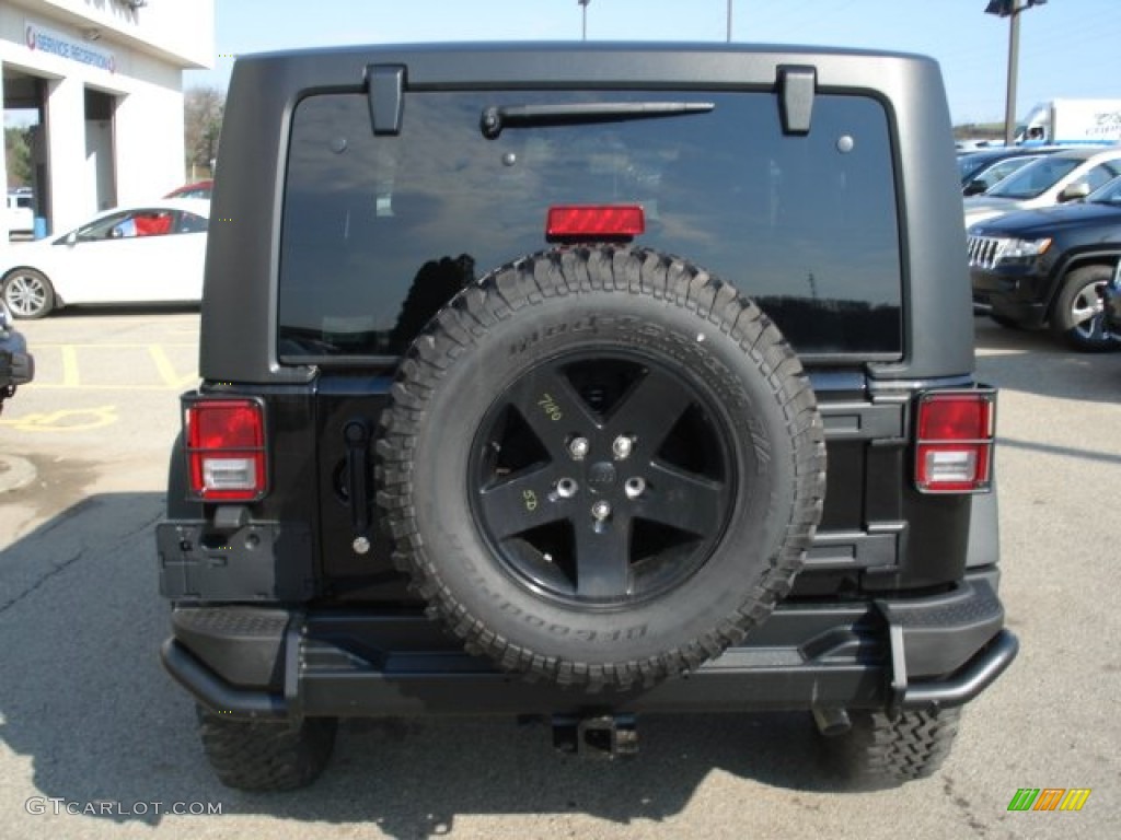 2012 Wrangler Call of Duty: MW3 Edition 4x4 - Black / Call of Duty: Black Sedosa/Silver French-Accent photo #7