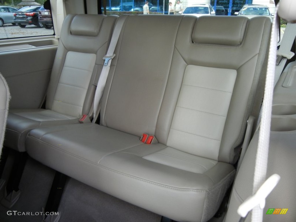 Medium Parchment Interior 2004 Ford Expedition Eddie Bauer Photo #62659929