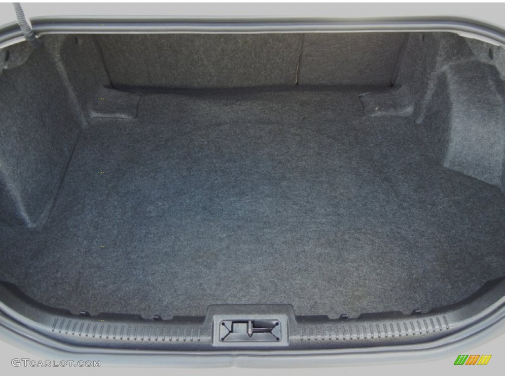 2008 Ford Fusion SE V6 Trunk Photos