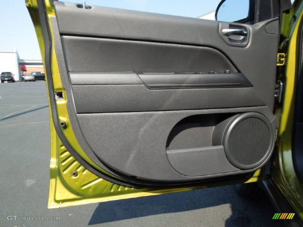 2012 Jeep Compass Sport 4x4 Dark Slate Gray Door Panel Photo #62661036
