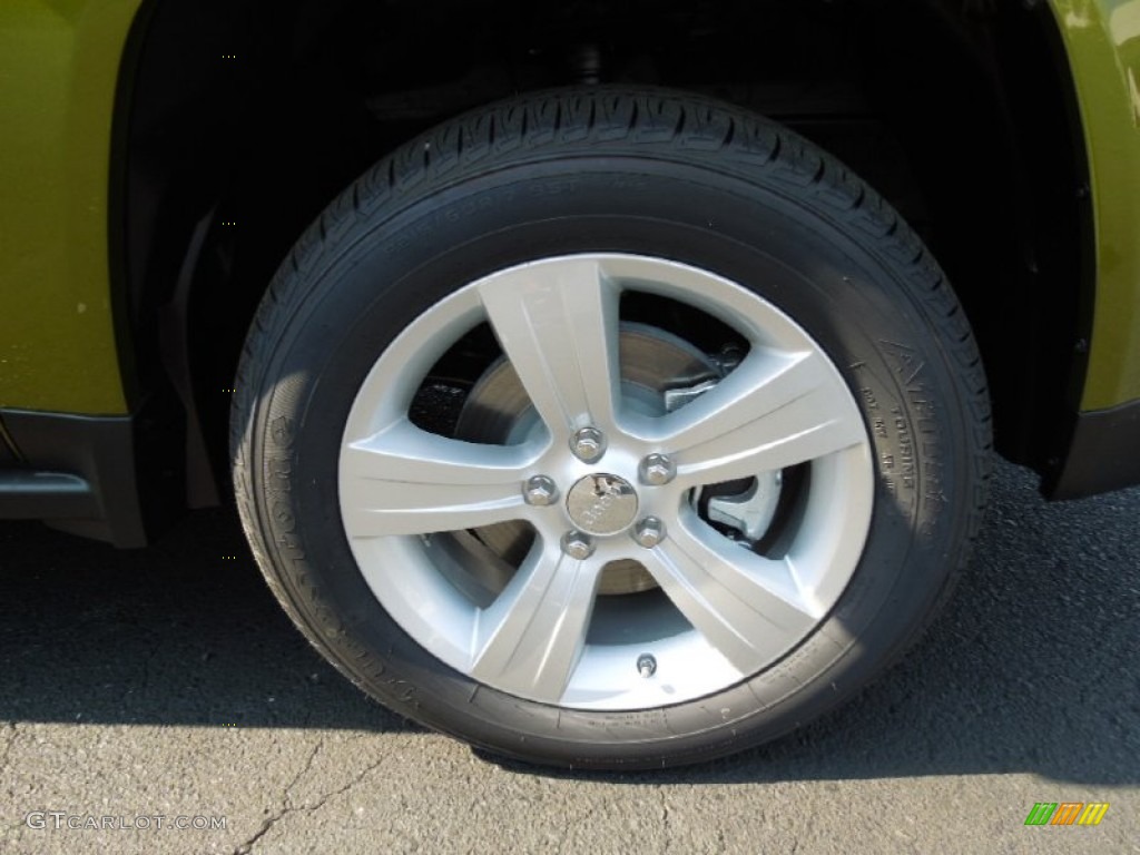 2012 Jeep Compass Sport 4x4 Wheel Photo #62661114