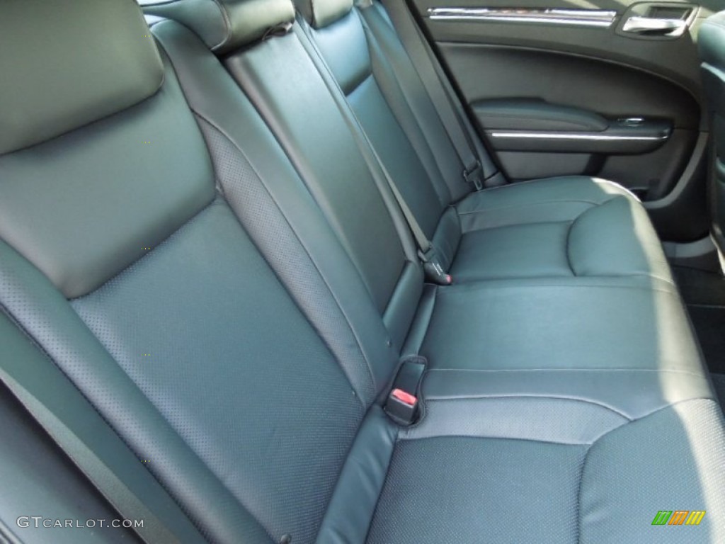 2012 300 Limited - Bright Silver Metallic / Black photo #22