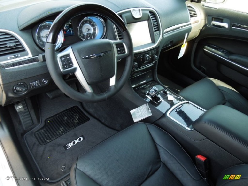 2012 300 Limited - Bright Silver Metallic / Black photo #28