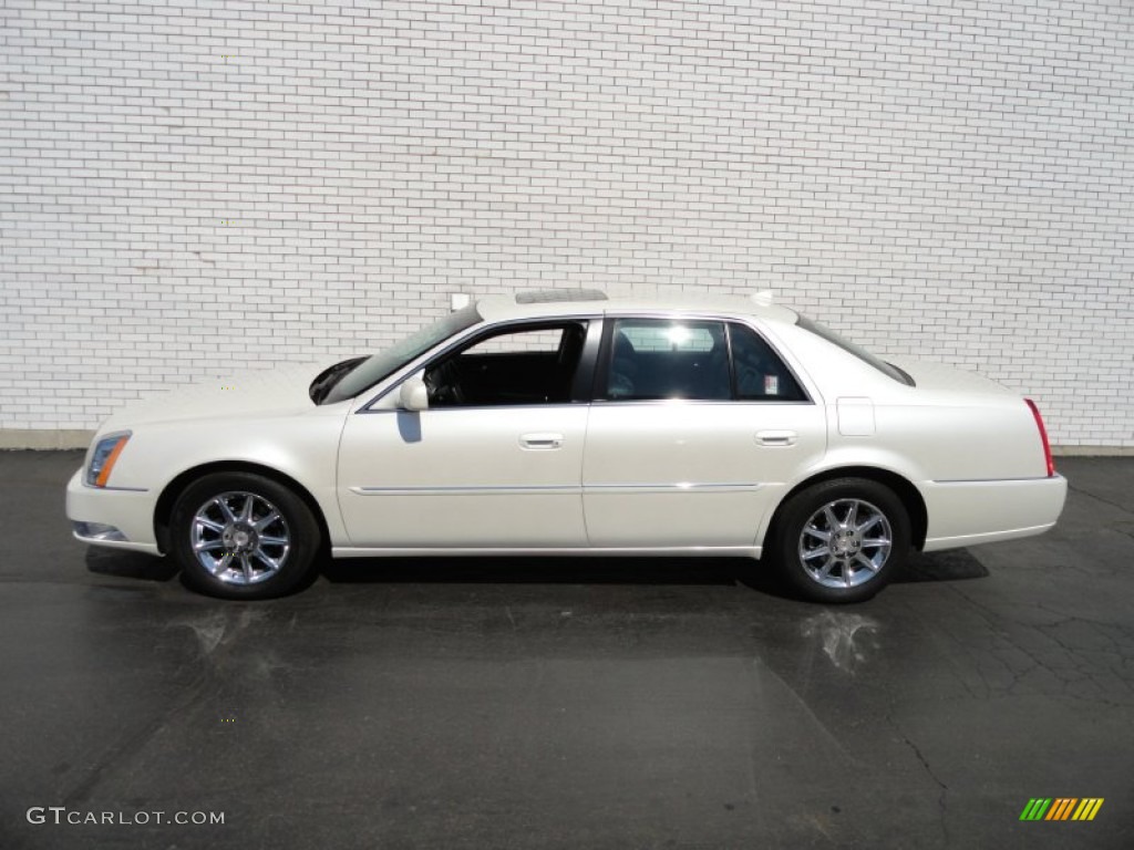 White Diamond Tricoat 2011 Cadillac DTS Luxury Exterior Photo #62662065