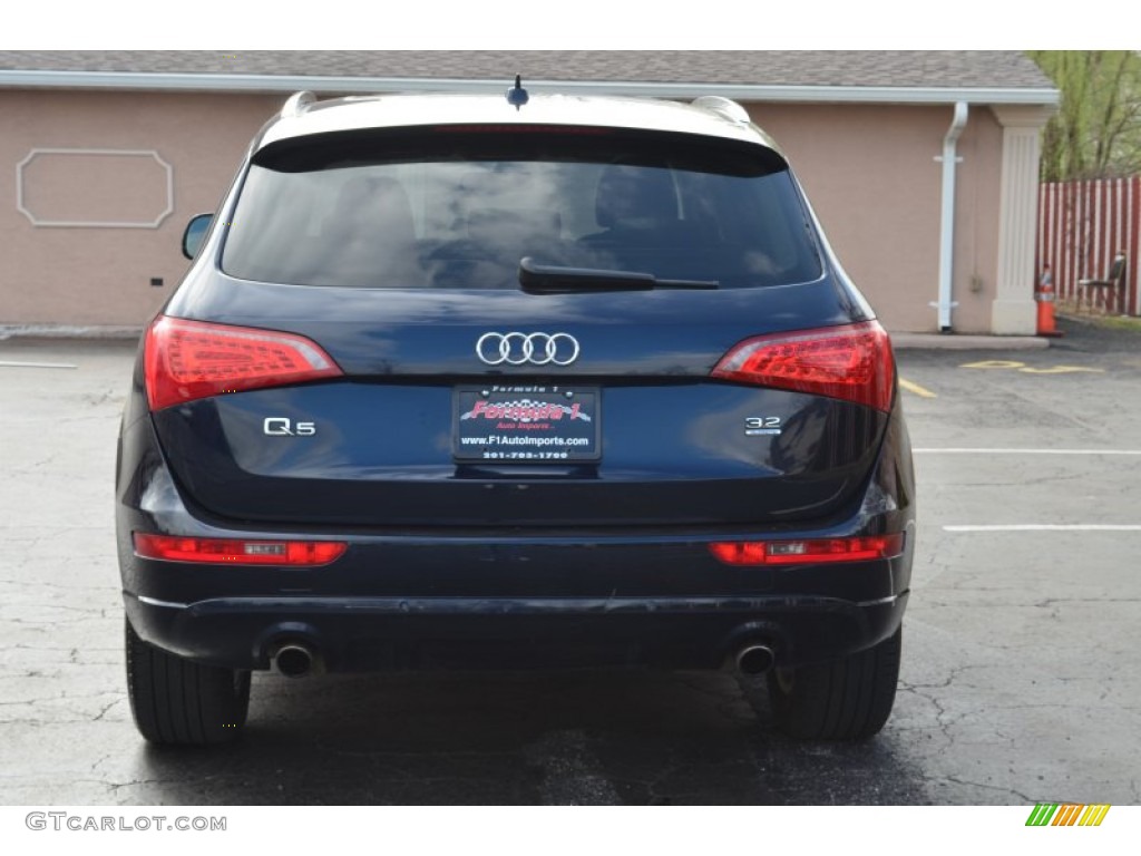 2009 Q5 3.2 Premium quattro - Deep Sea Blue Pearl Effect / Black photo #6